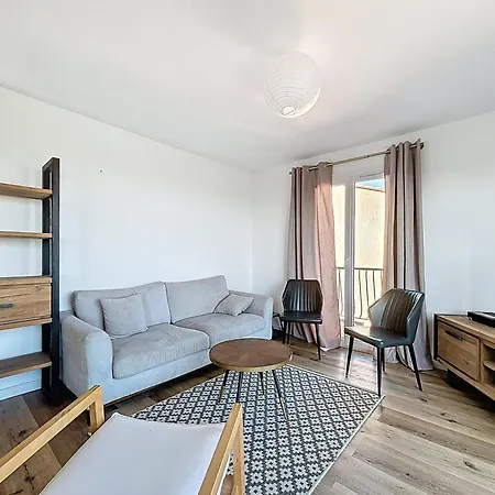 Дом отдыха 3160-maison Avec Piscine Avec 8 Couchages *